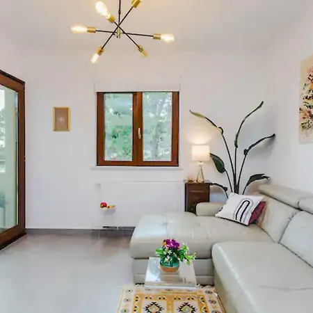 Apartment San Antonijo *