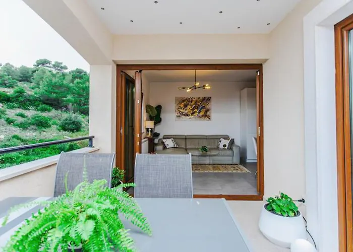 Apartment San Antonijo