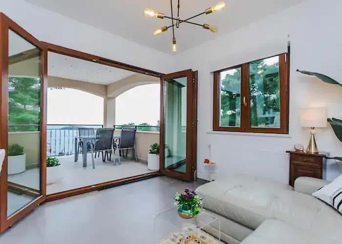 Apartment San Antonijo Hvar Town